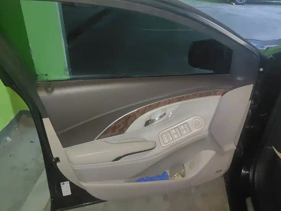 Buick LaCrosse — миниатюра 7