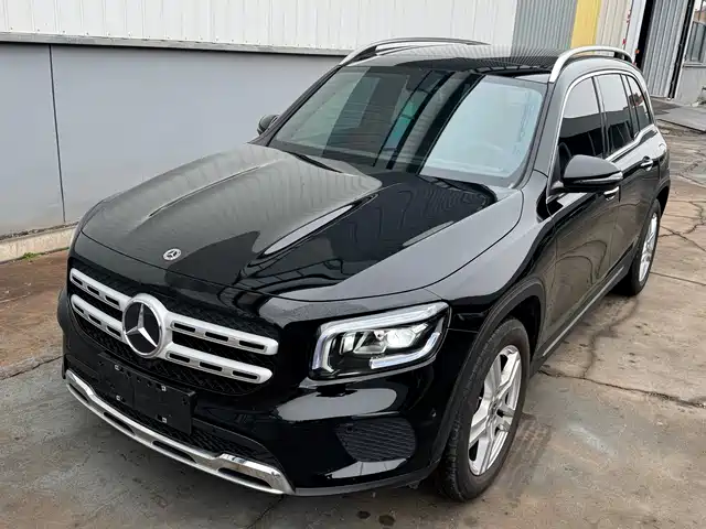 MERCEDES-BENZ GLB 2022