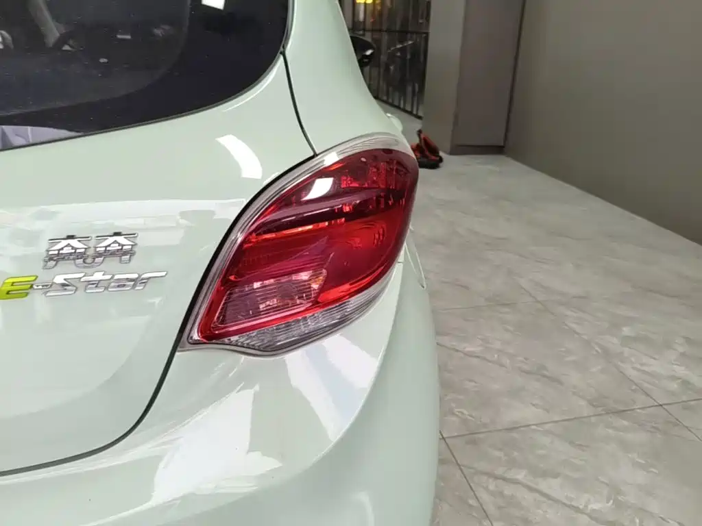 Changan Benben E-Star — миниатюра 8
