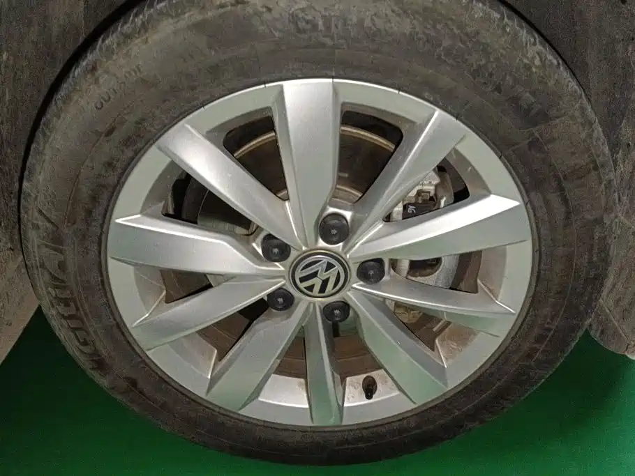 Volkswagen Bora — миниатюра 6