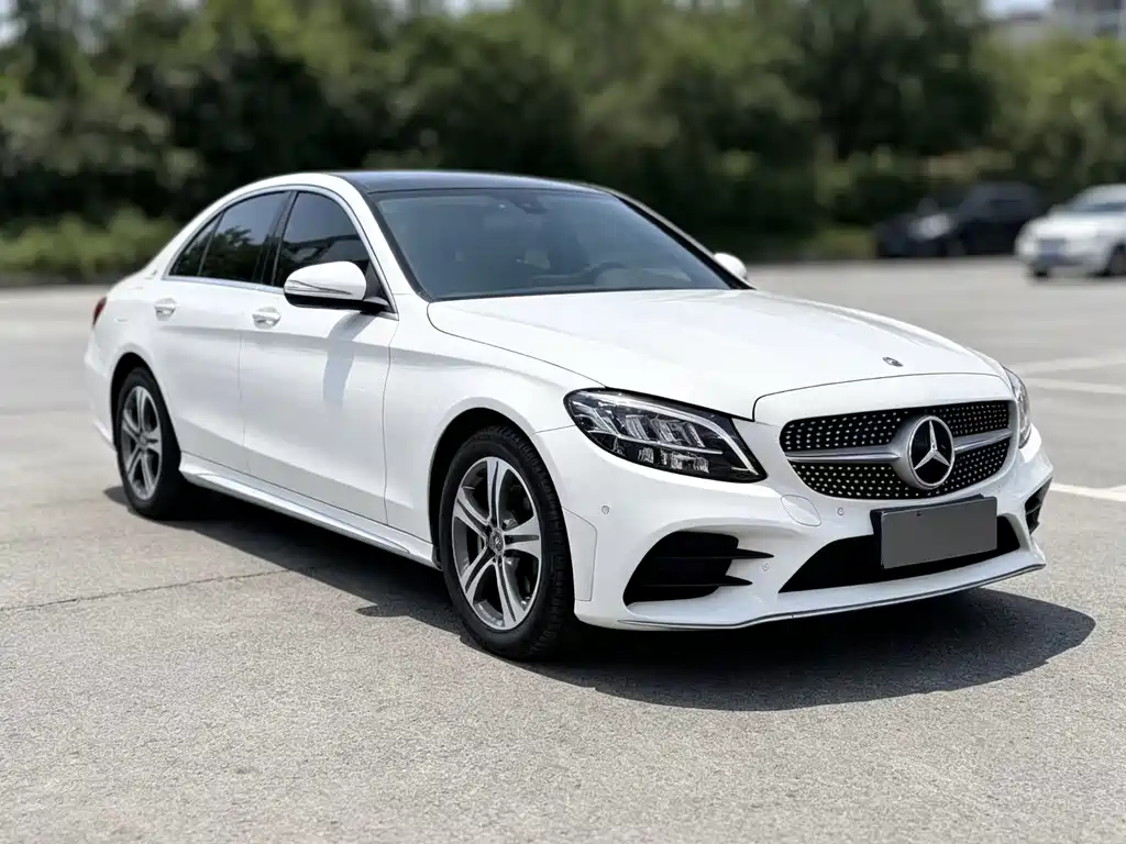 Mercedes-Benz C-Class — миниатюра 3