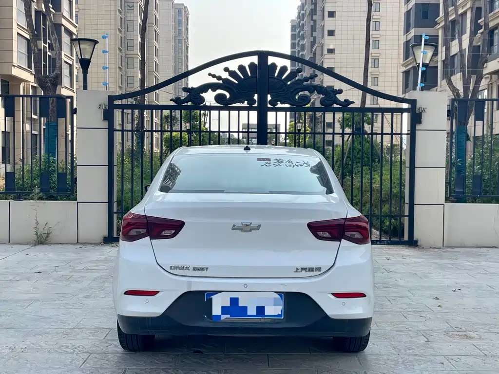 Chevrolet Cavalier — миниатюра 8