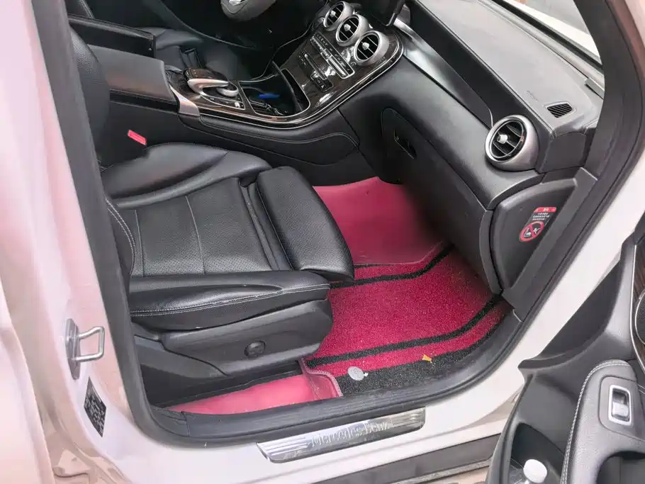 Mercedes-Benz GLC — миниатюра 8