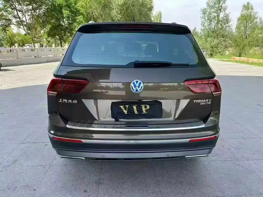 Volkswagen Tiguan L — миниатюра 5