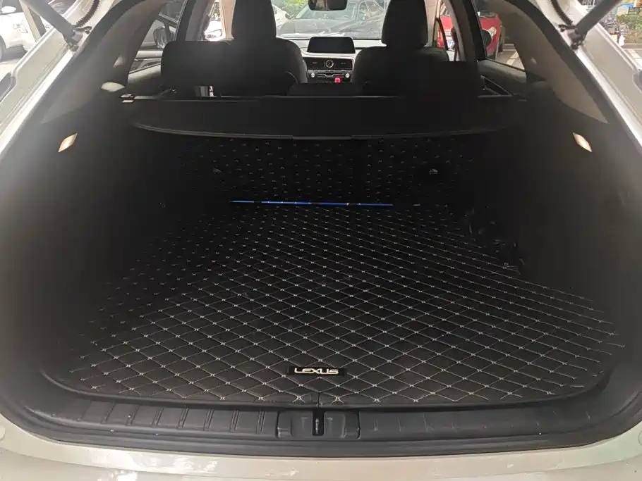 Lexus RX — миниатюра 4