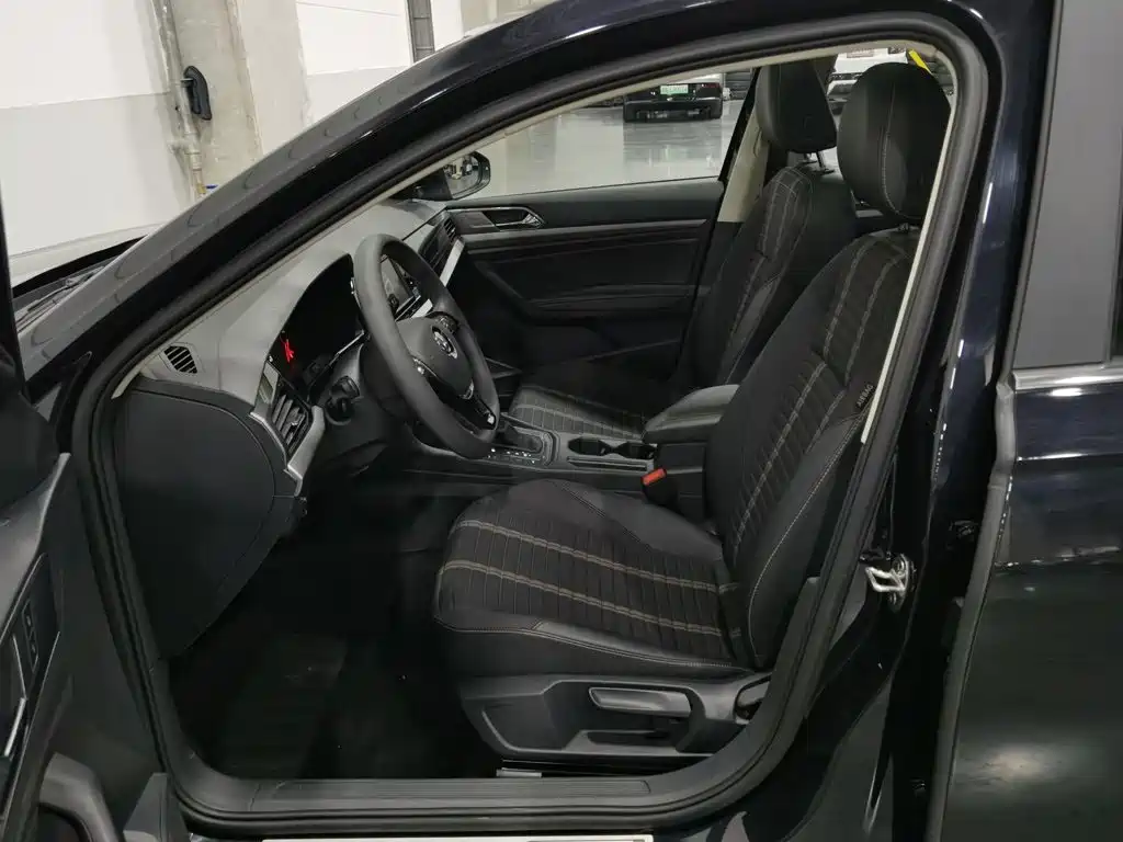 Volkswagen Lavida — миниатюра 10