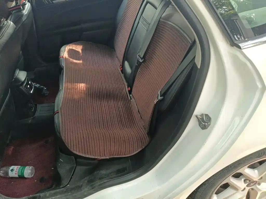 Ford Mondeo — миниатюра 13