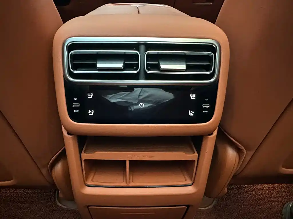 Li Auto Li L6 — миниатюра 16