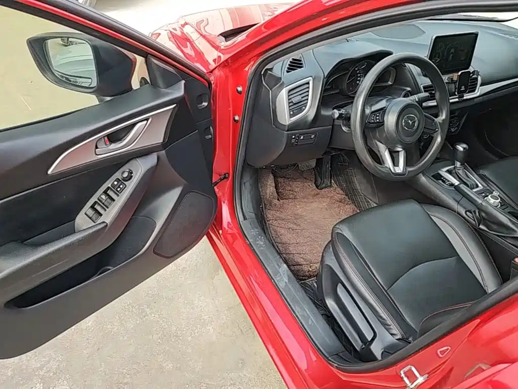 Mazda 3 Axela — миниатюра 16
