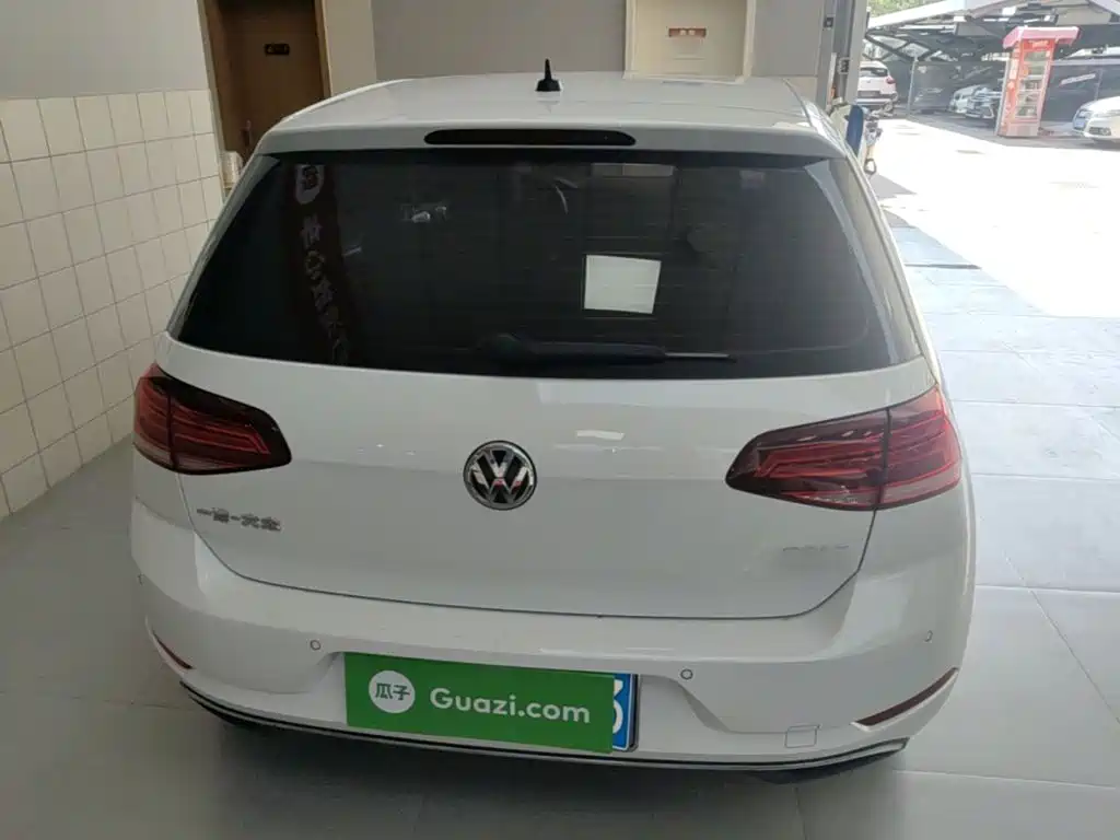 Volkswagen Golf — миниатюра 6