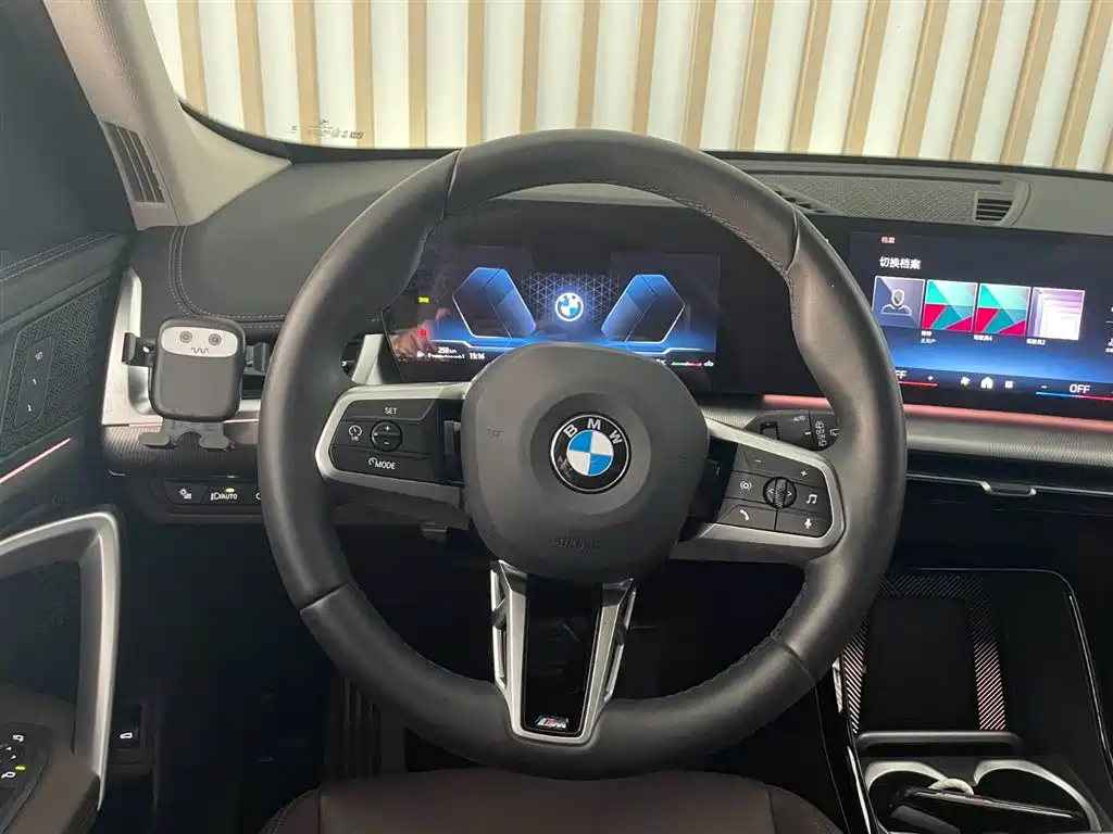BMW X1 — миниатюра 7