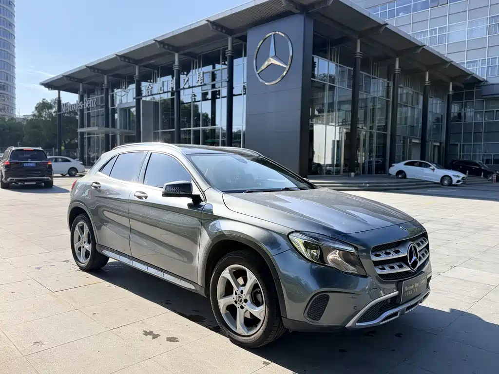 Mercedes-Benz GLA — миниатюра 6