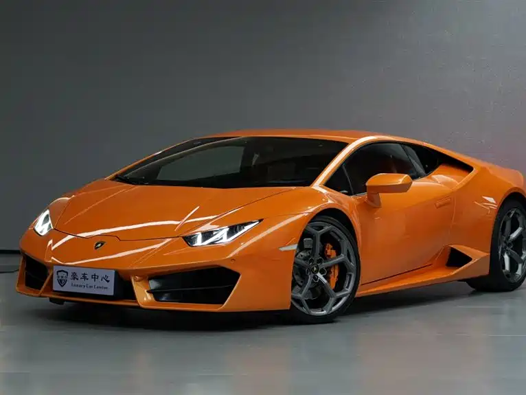 LAMBORGHINI HURACÁN