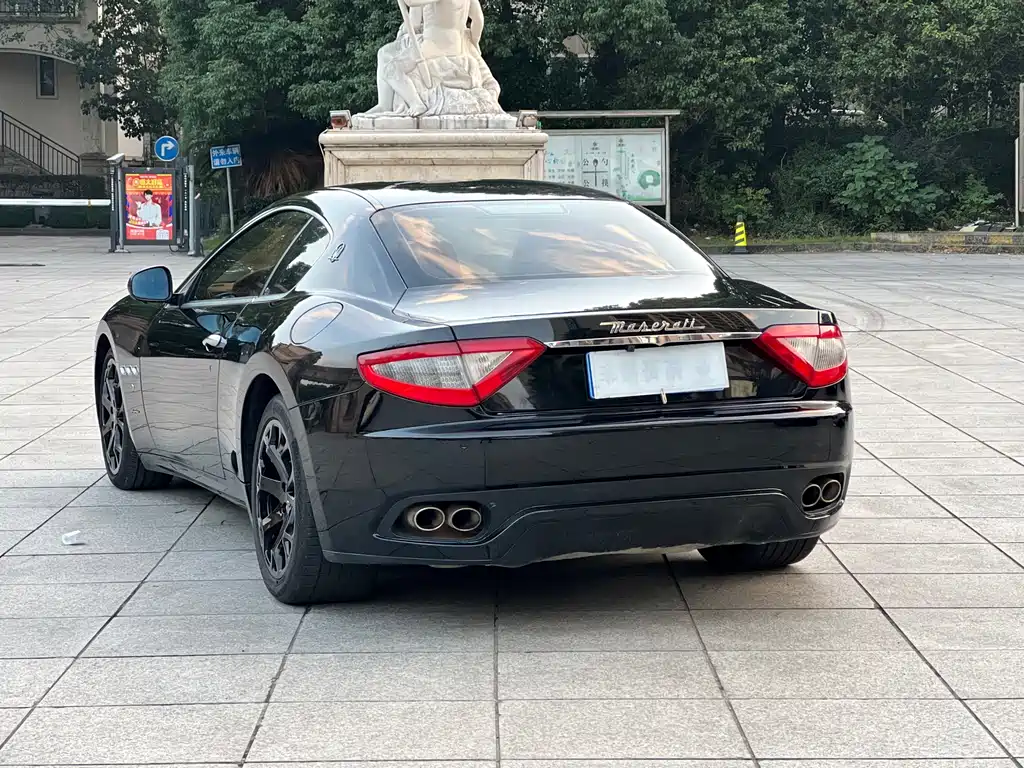 Maserati GranTurismo 2016 4.2L AT