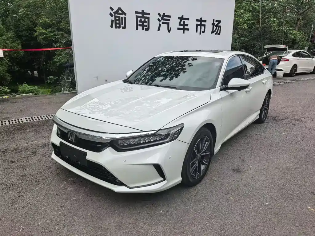 Купить Honda Inspire