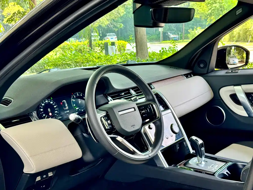 Land Rover Discovery Sport Hybrid — миниатюра 6