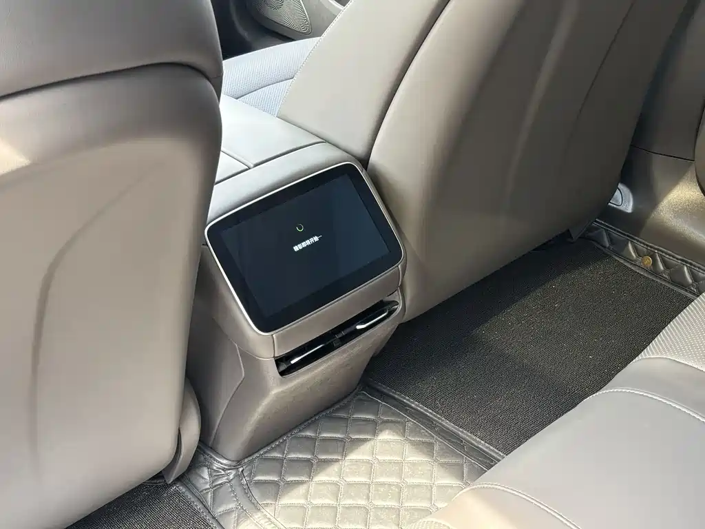 Roewe Feifan F7 — миниатюра 18