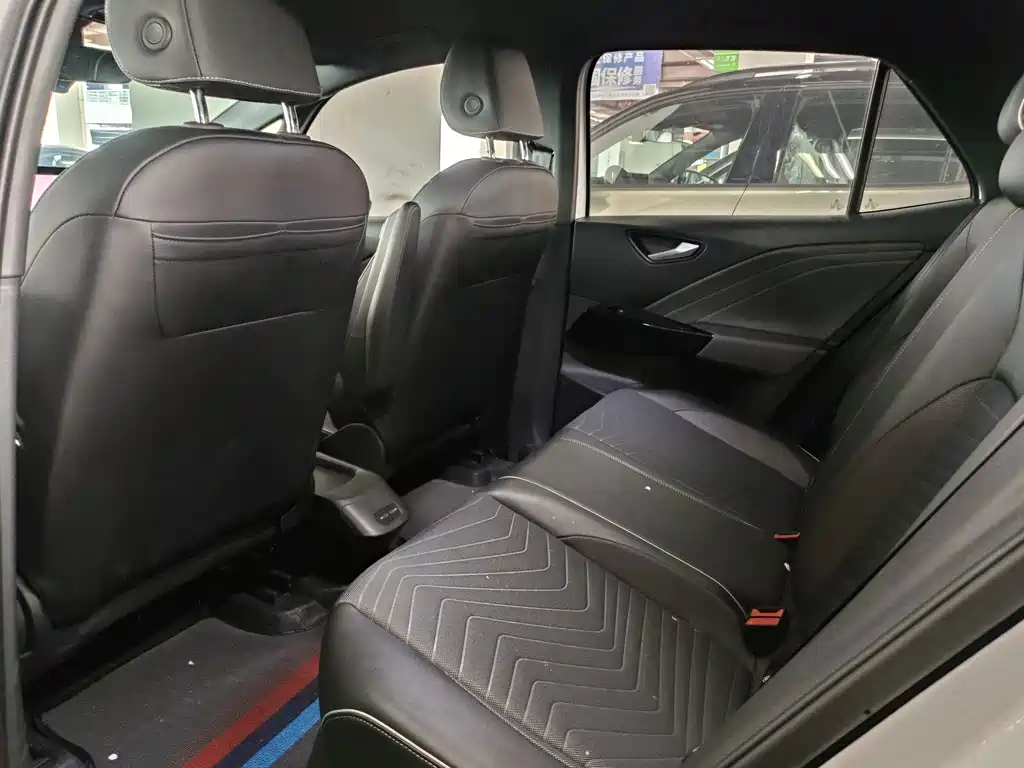 Volkswagen ID.3 — миниатюра 6