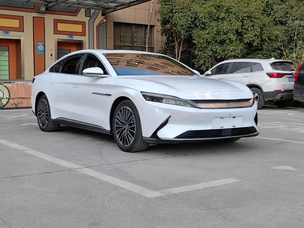 BYD Han — миниатюра 3