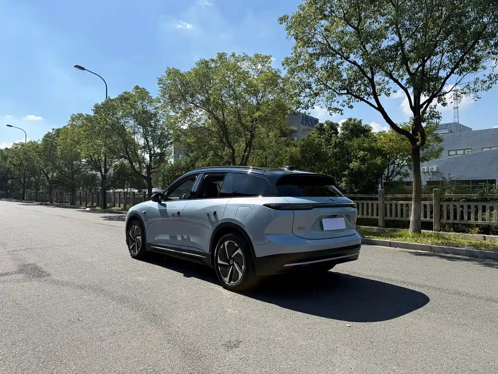 NIO ES6 — миниатюра 7