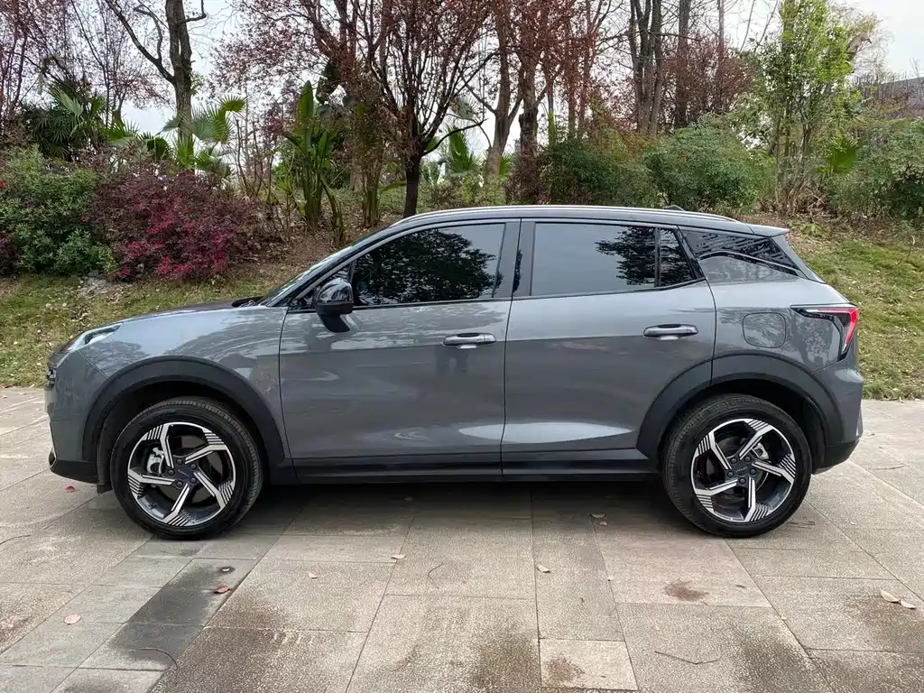 Lynk & Co 06 2020 1.5T Pro