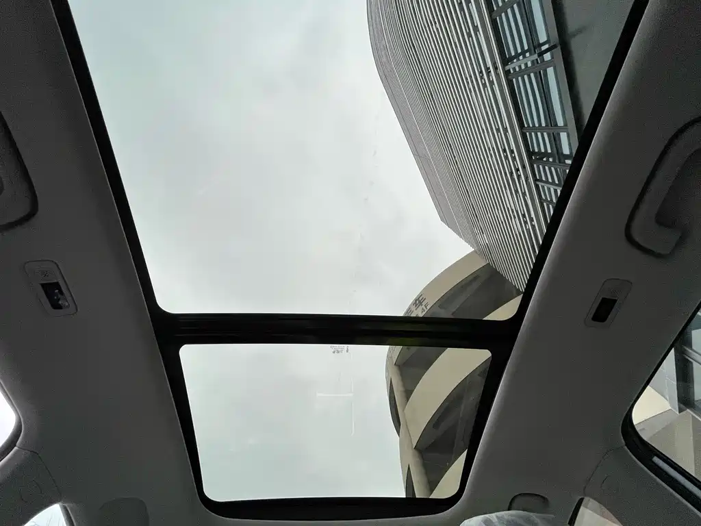 GEELY GALAXY GALAXY STARSHIP 7 EM I