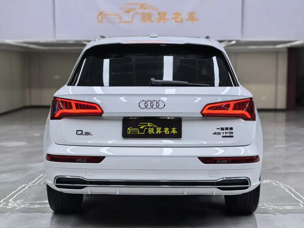 Audi Q5L 2020 45 TFSI Premium Fashion