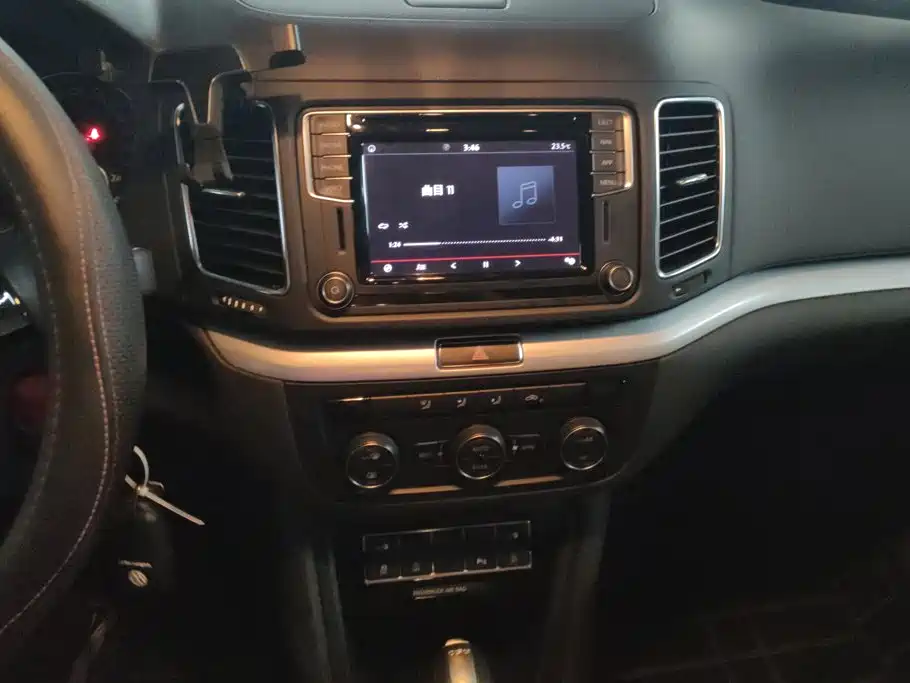Volkswagen Sharan — миниатюра 13