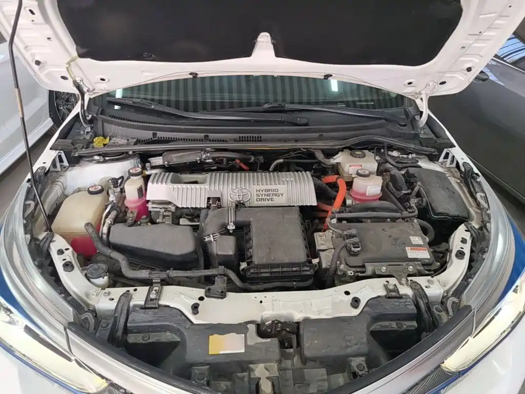 Toyota Corolla Hybrid — миниатюра 20