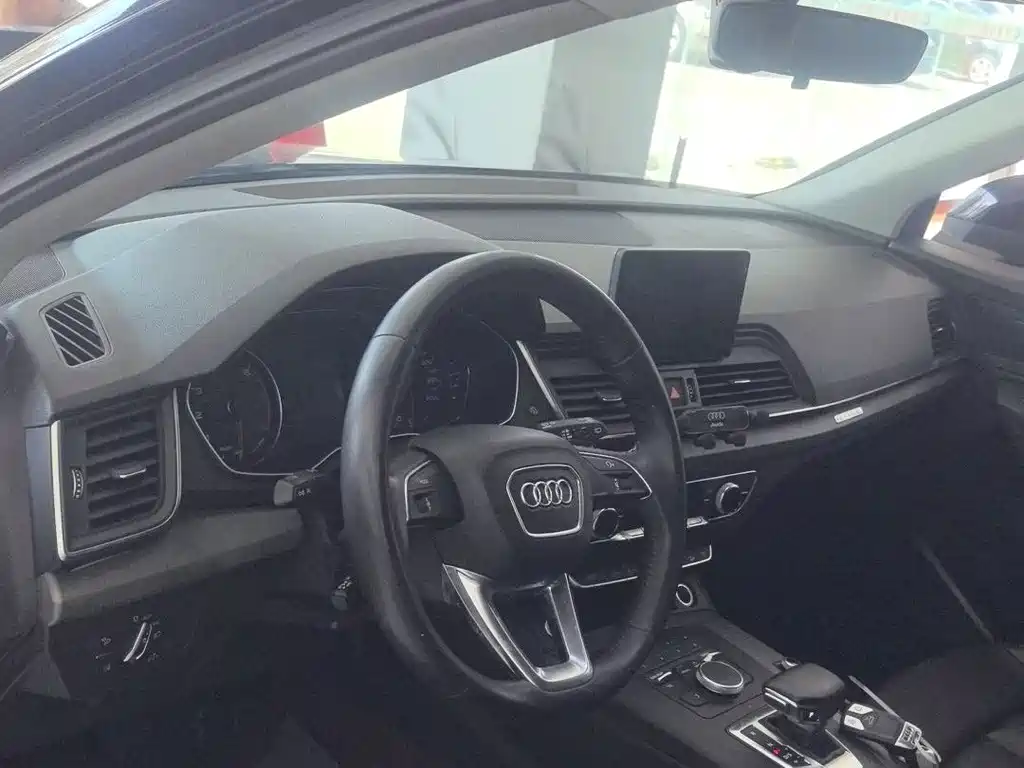 Audi Q5L — миниатюра 10