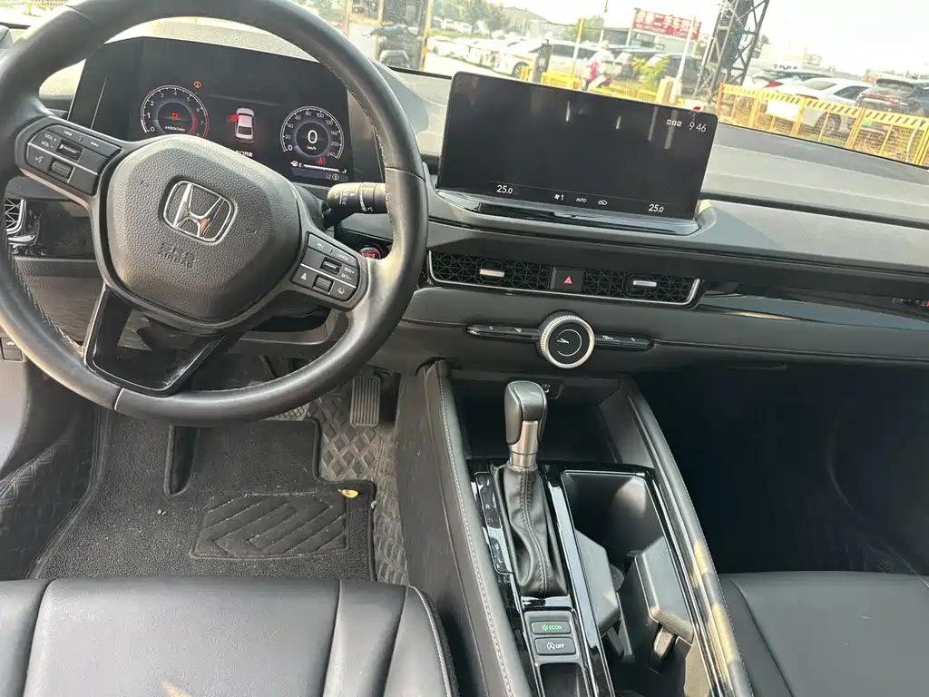 Honda Inspire — миниатюра 7