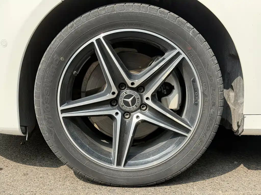 Mercedes-Benz E-Class (Import) — миниатюра 7