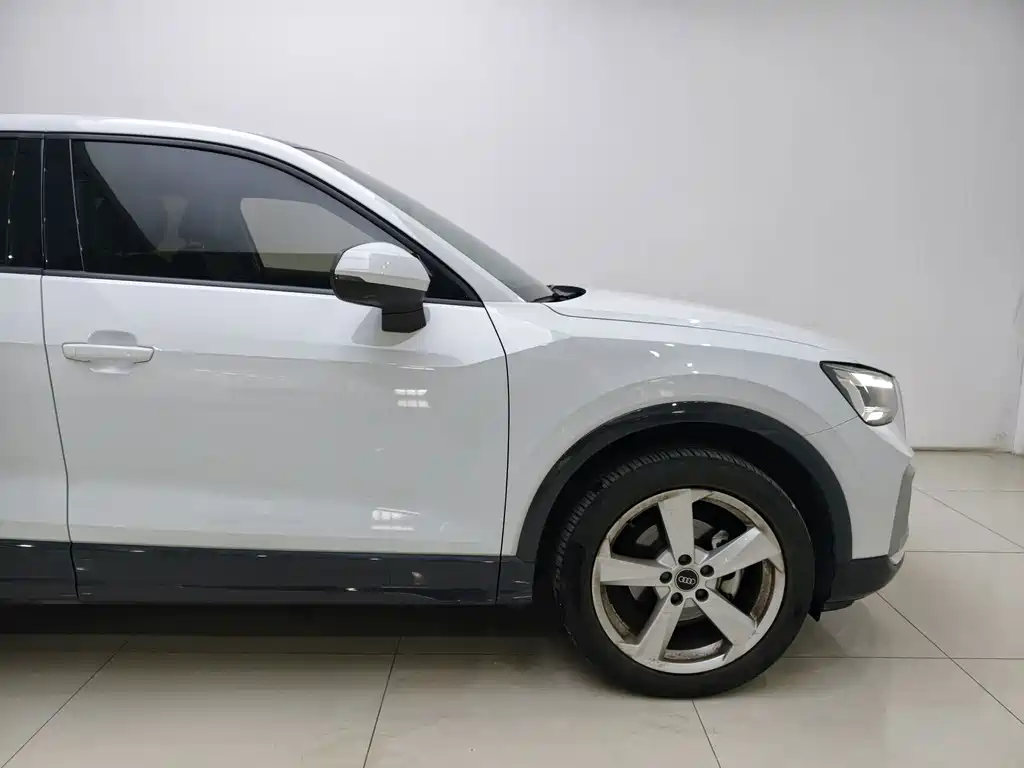 Audi Q2L — миниатюра 16