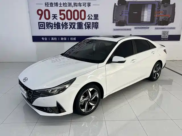 HYUNDAI ELANTRA