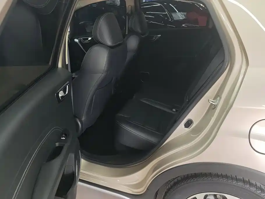 Geely Vision X3 — миниатюра 11