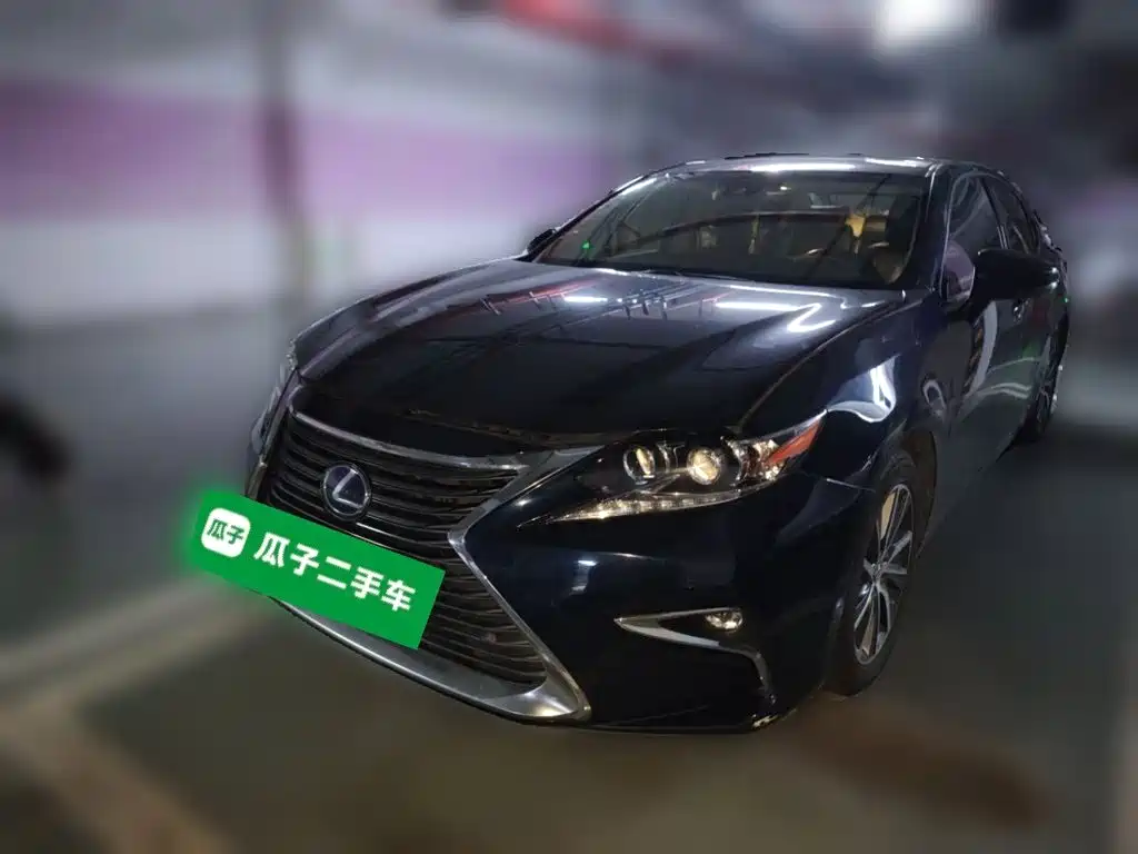 Lexus ES — миниатюра 2