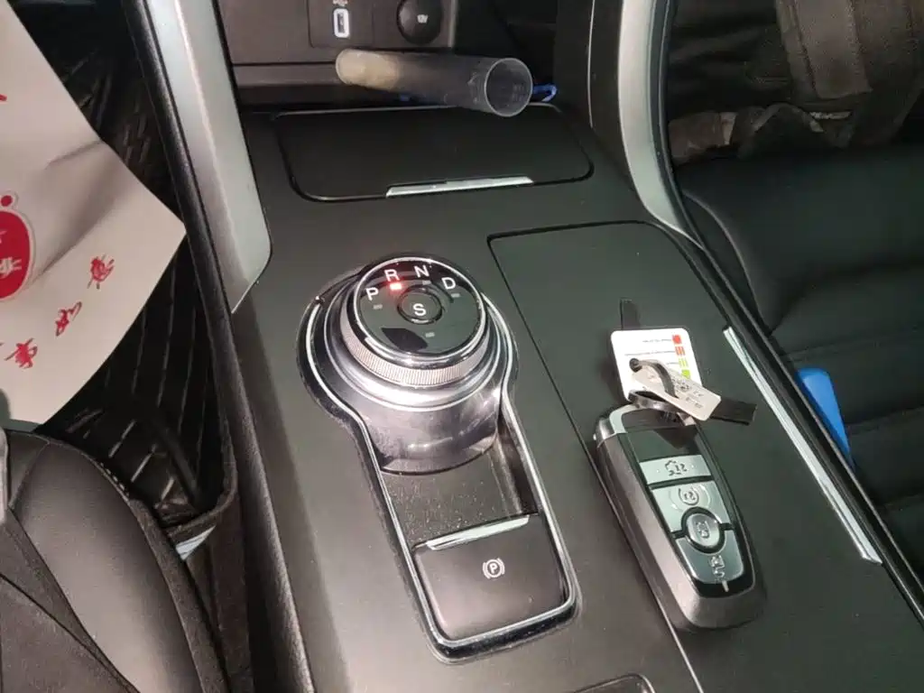 Ford Mondeo — миниатюра 14