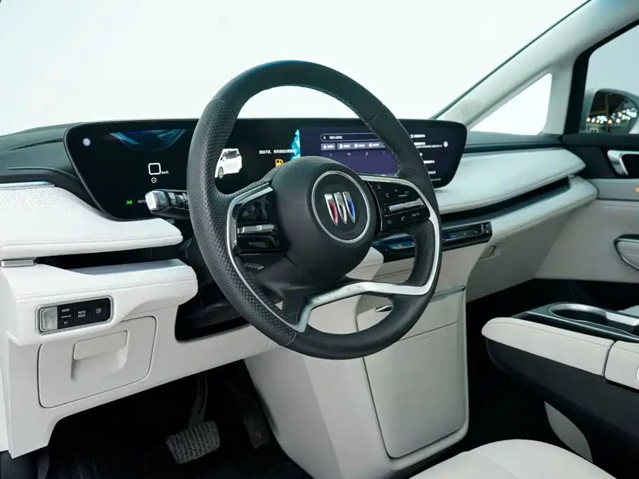 Buick GL8 Hybrid — миниатюра 16