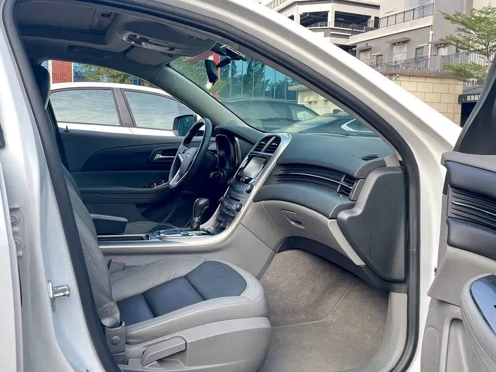 Chevrolet Malibu — миниатюра 21