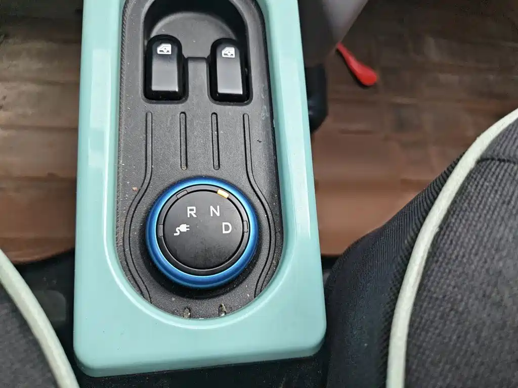 Wuling MINIEV — миниатюра 7