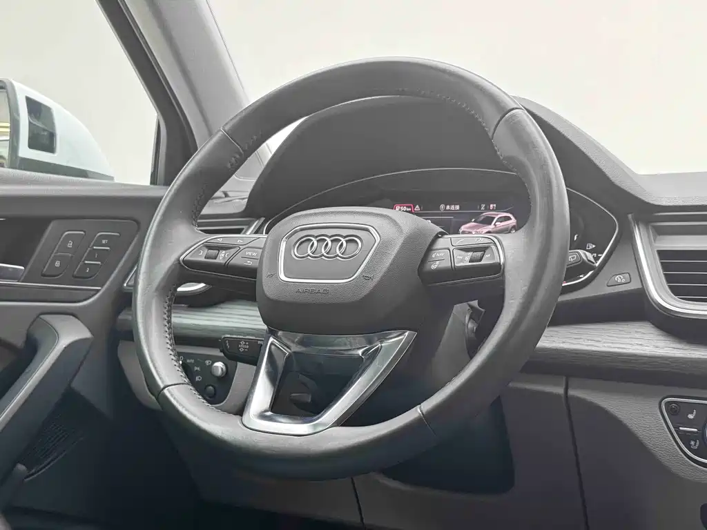 Audi Q5L — миниатюра 10