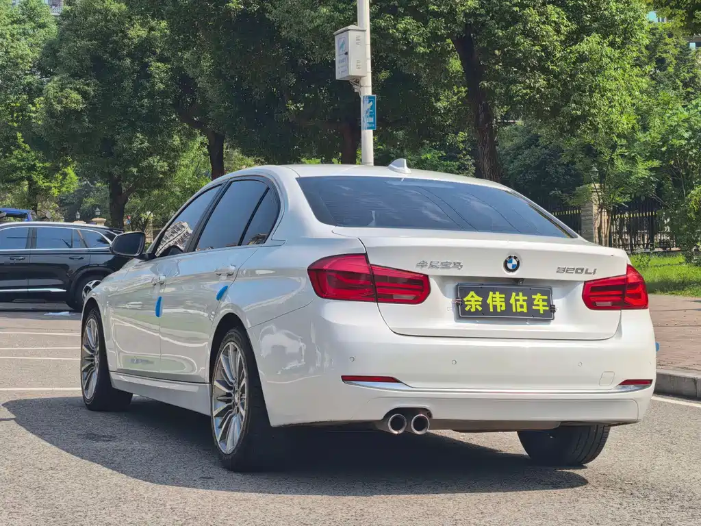 BMW 3 Series — миниатюра 13