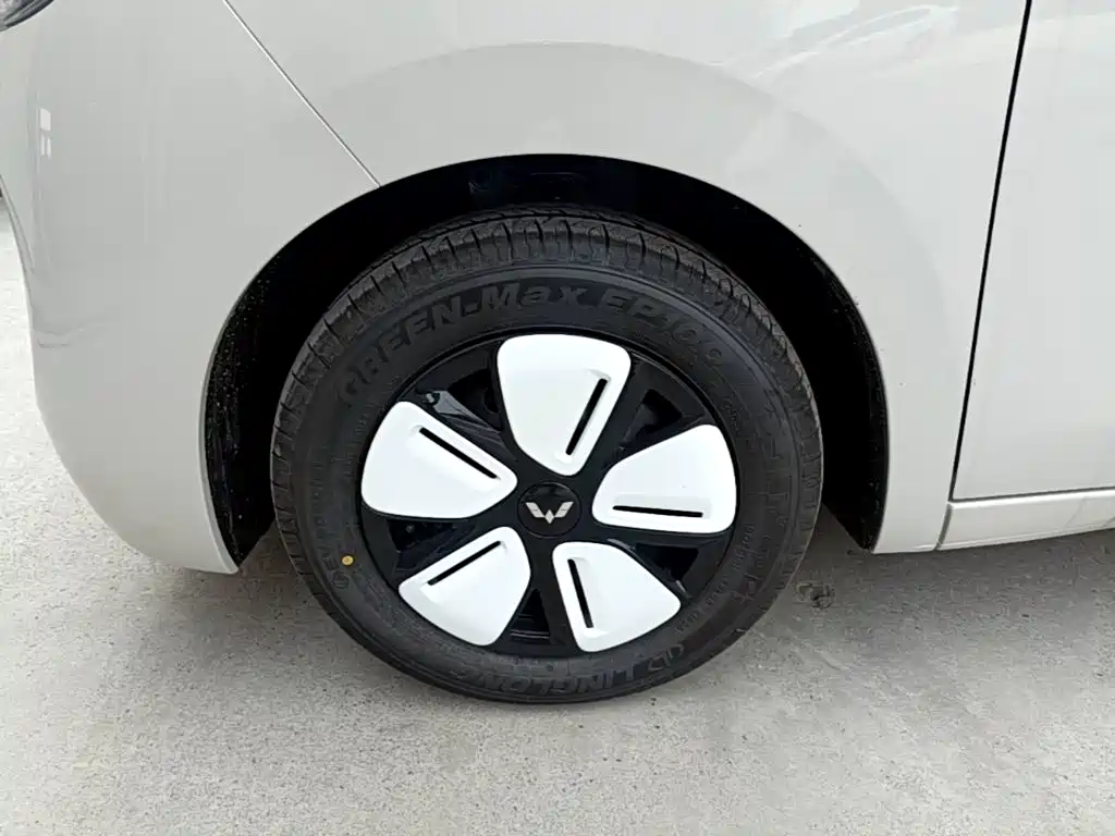 Wuling MINIEV — миниатюра 23