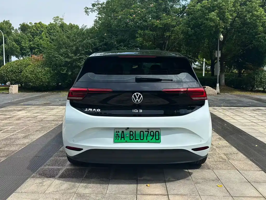 Volkswagen ID.3 — миниатюра 4