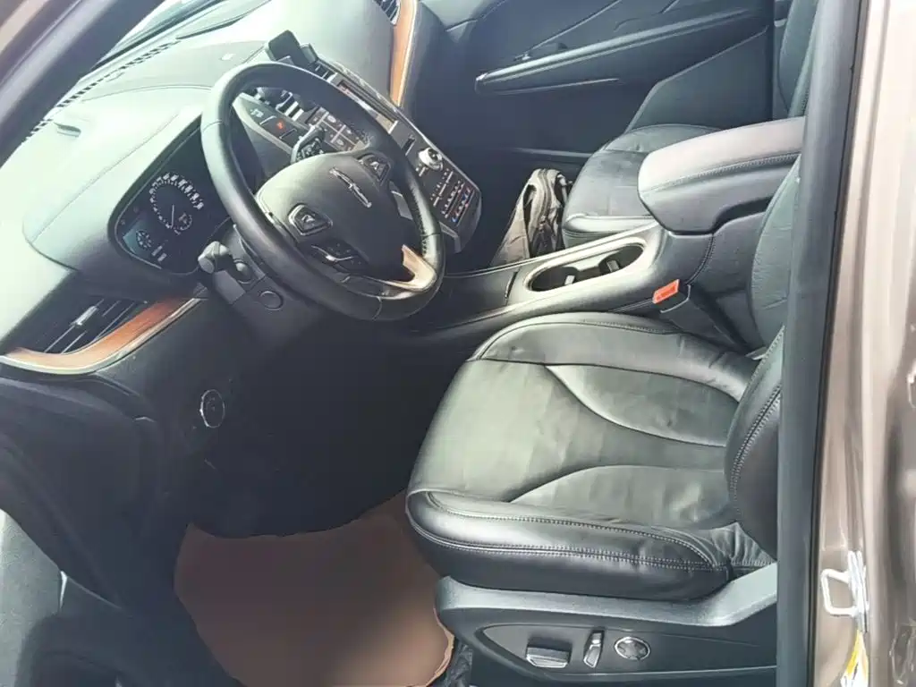 Lincoln MKC — миниатюра 15
