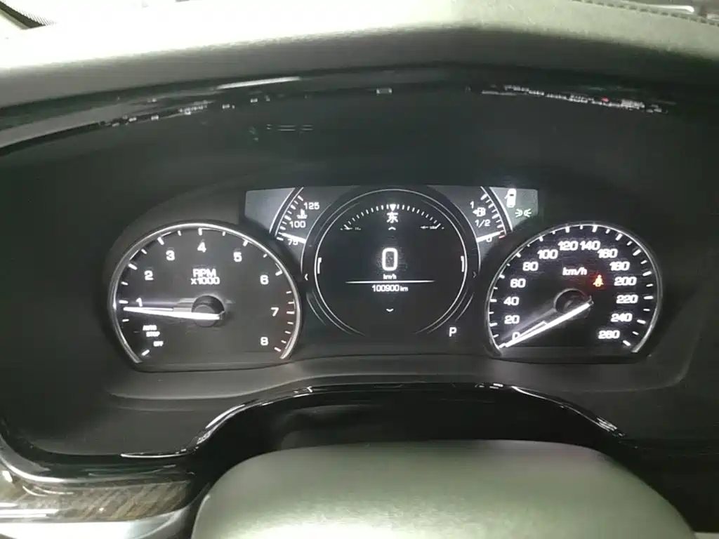 Cadillac XT5 — миниатюра 12