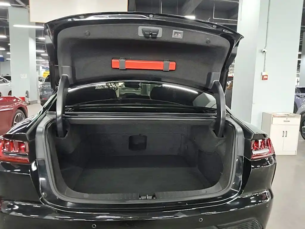 BYD Han — миниатюра 19