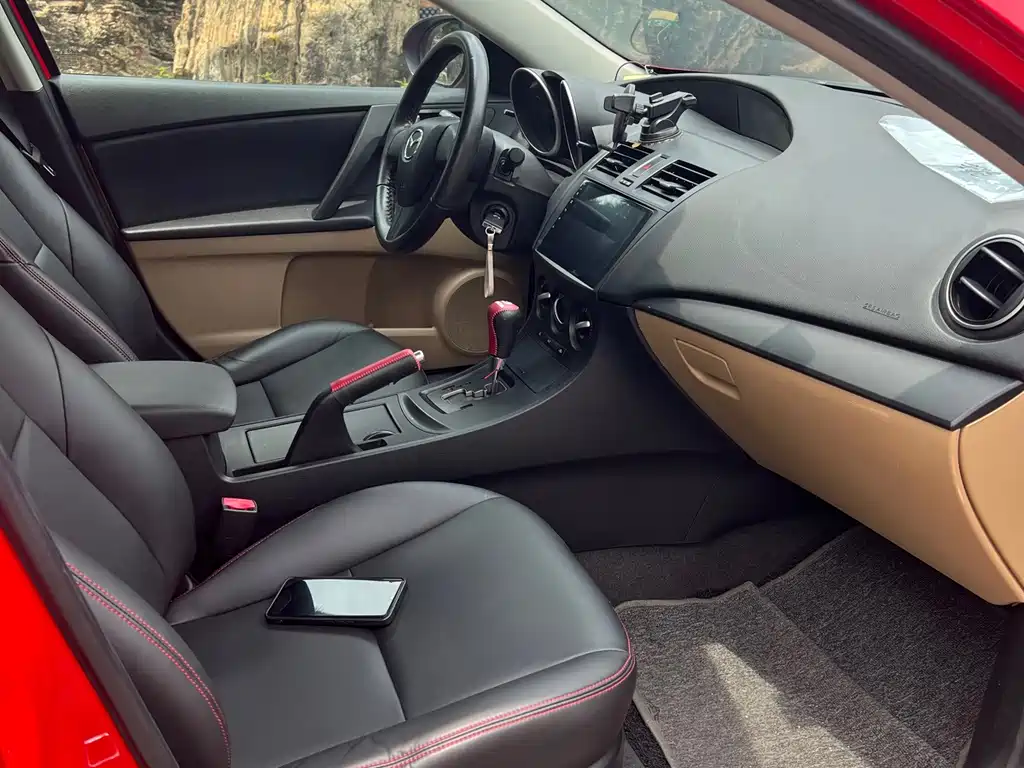 Mazda 3 Xingcheng — миниатюра 11