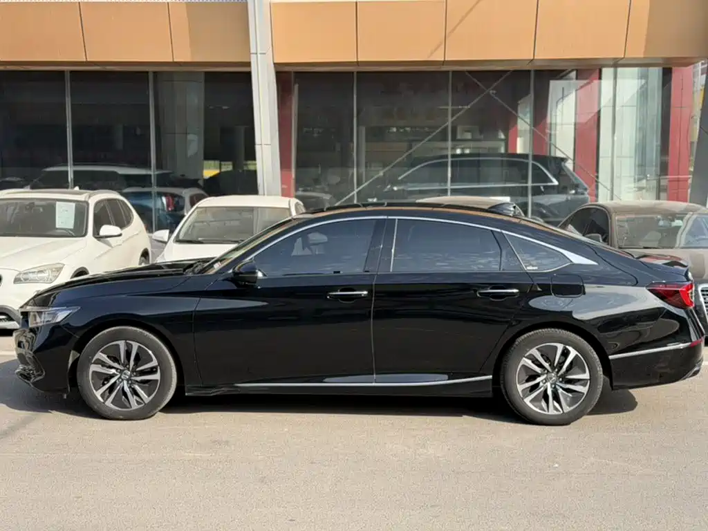 Honda Accord — миниатюра 5