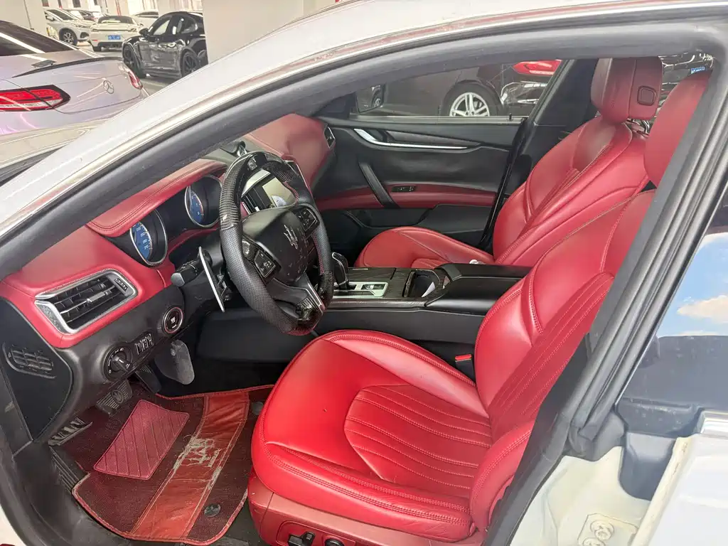 Maserati Ghibli — миниатюра 5